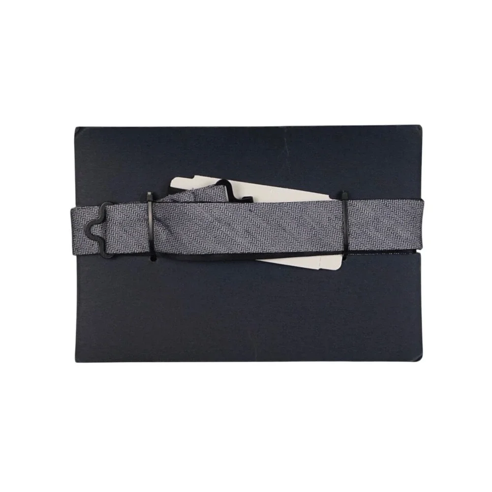 Cole Haan solid cole